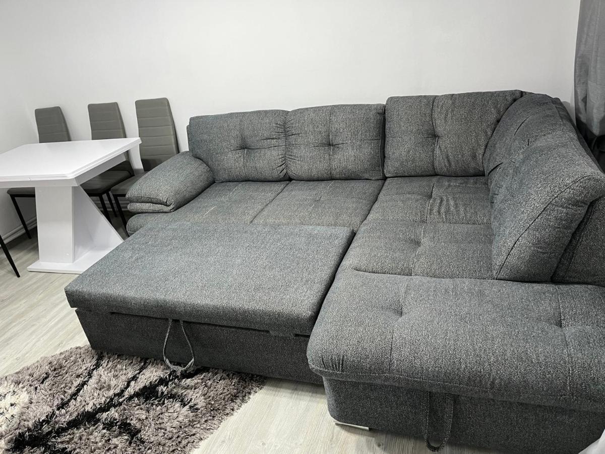 Home Sweet Home Apartment With 3 Rooms Buzău Extérieur photo